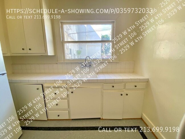Building Photo - 2529 4th St