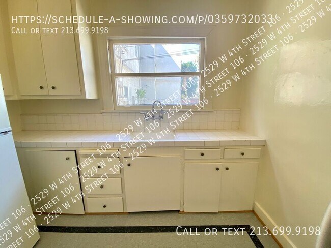 Foto del edificio - 2529 4th St