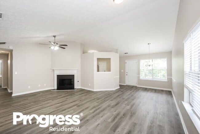 Building Photo - 924 Maple Leaf Ridge
