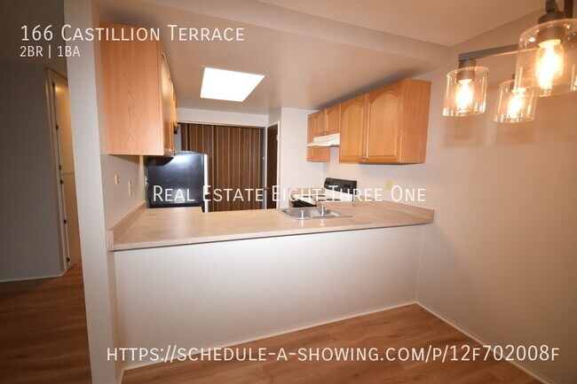 Building Photo - 166 Castillion Terrace