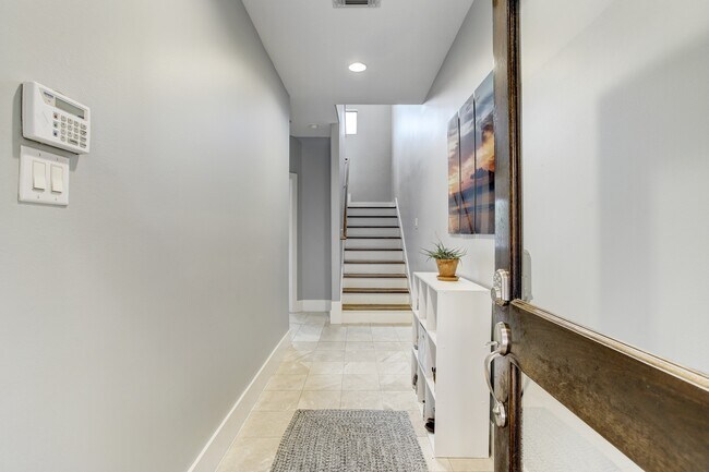 Foto del edificio - 408 Parker St