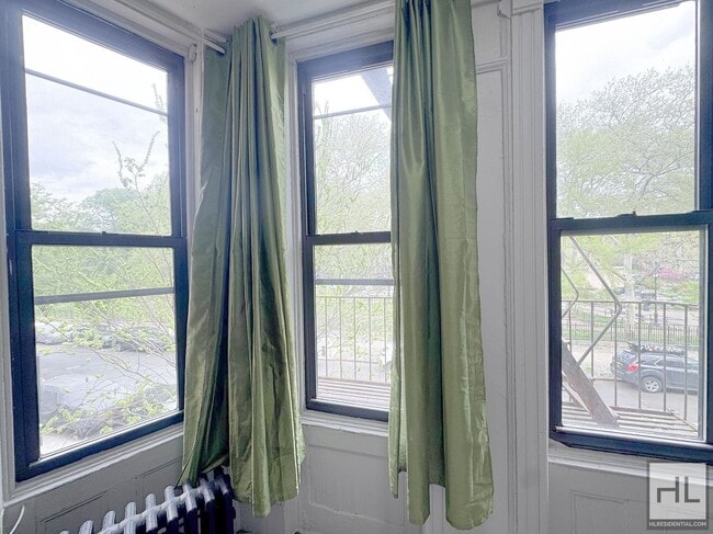 Building Photo - MACON STREET