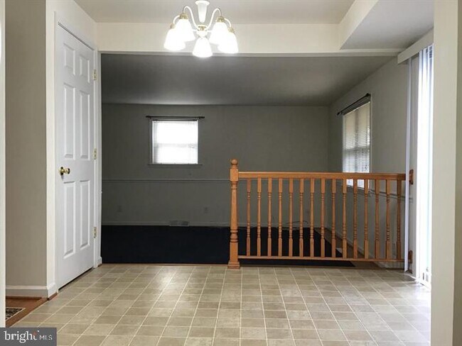 Foto del edificio - 1617 Taylor Ave