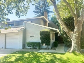 Building Photo - 2831 Lillard Dr