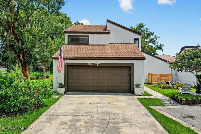Foto del edificio - 7805 Baymeadows Cir W