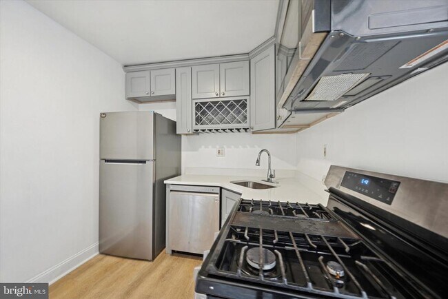 Foto del edificio - 1747 W Venango St