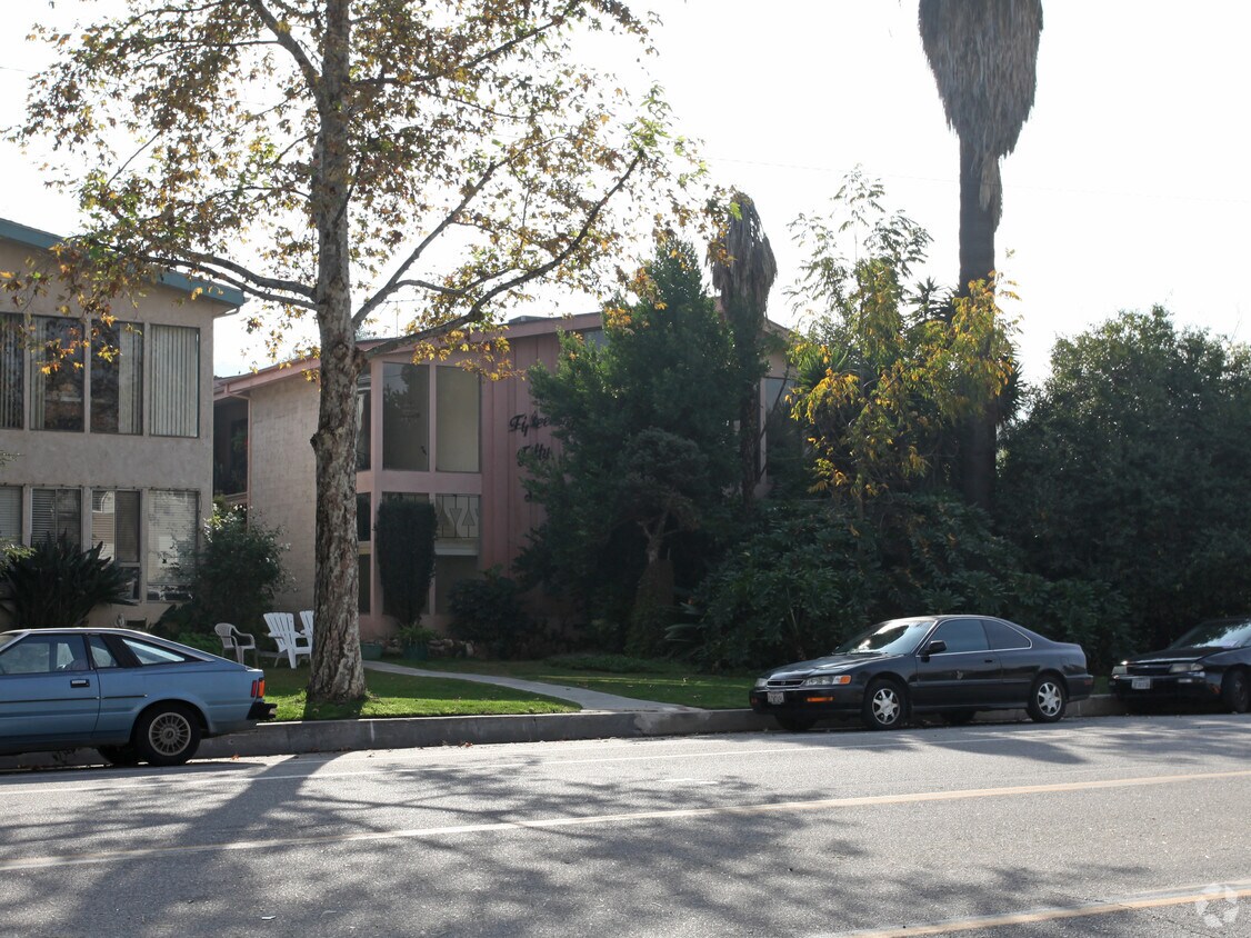 1556 Riverside Dr, Glendale, CA 91201 - 1556 Riverside Dr Glendale, CA ...