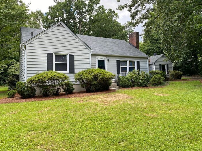 Primary Photo - 4124 Old Vineyard Rd