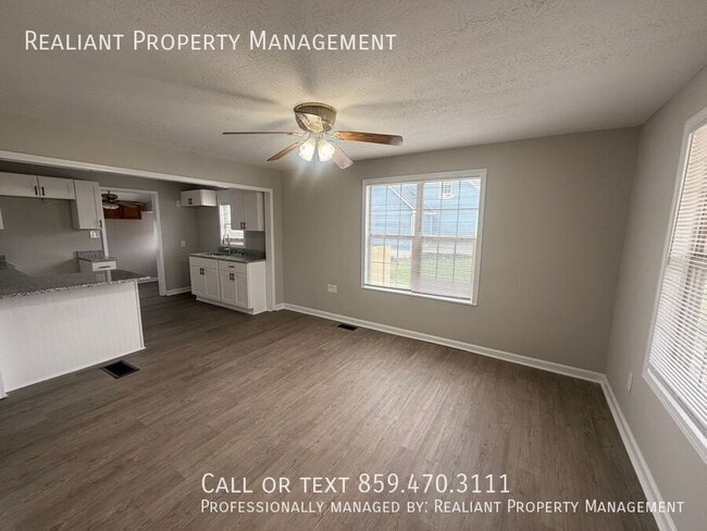 Building Photo - 400 Broadway-