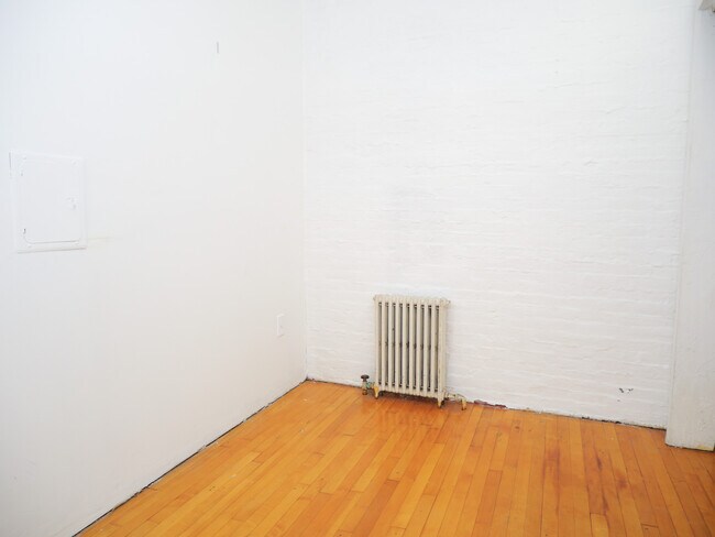 Foto del edificio - 259 W Newton St