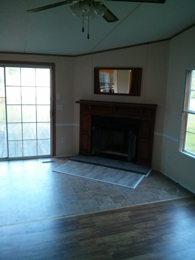 Building Photo - 359 E Midland Ave