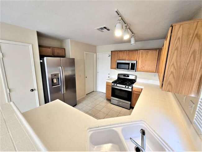 Foto del edificio - 53241 Clover Blossom Ct