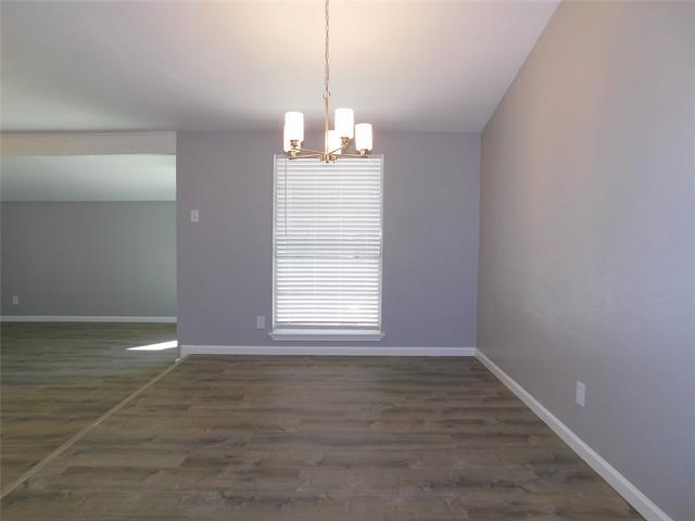 Foto del edificio - 1524 Carnation Dr