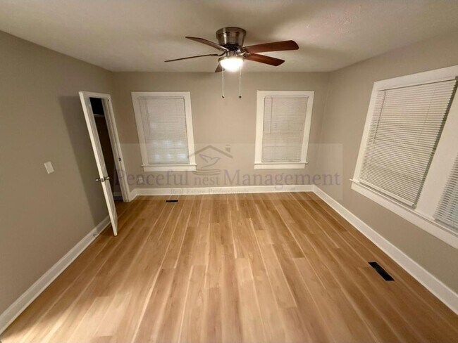 Foto del edificio - 5431 Buena Vista Rd