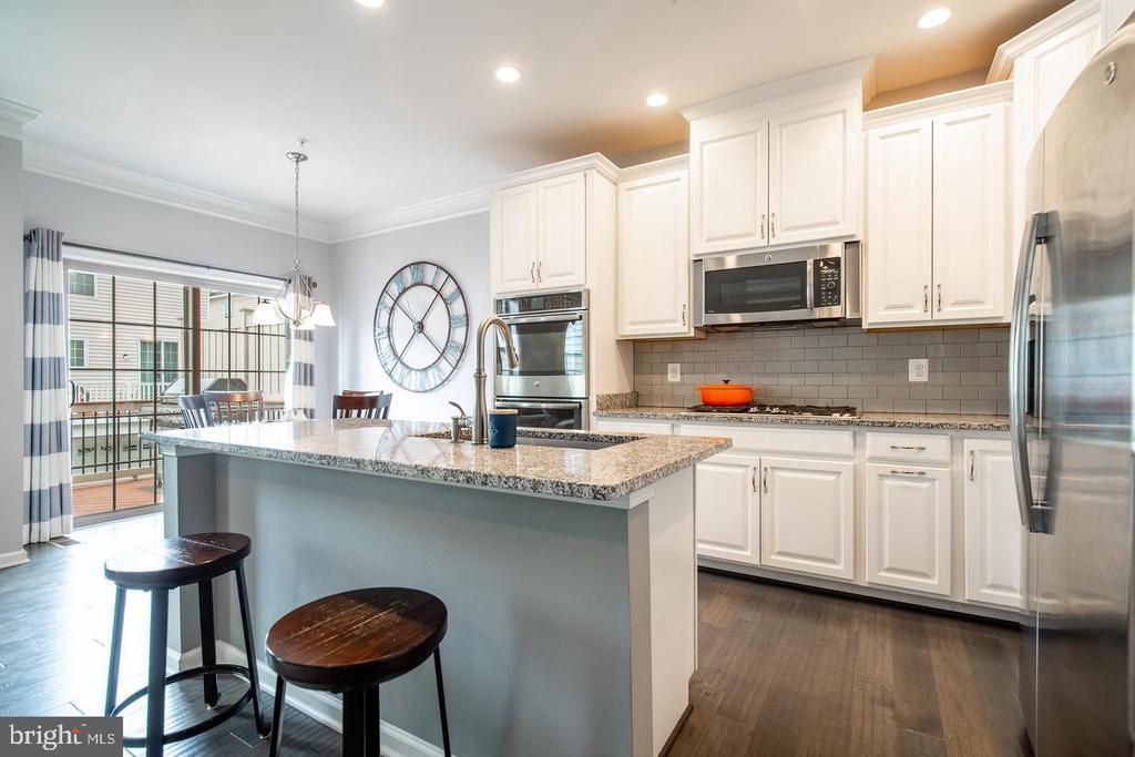 Foto principal - 22567 Naugatuck Square