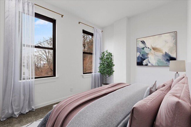 Photo - The B Street Flats – Modern Living in Pitt... Apartment