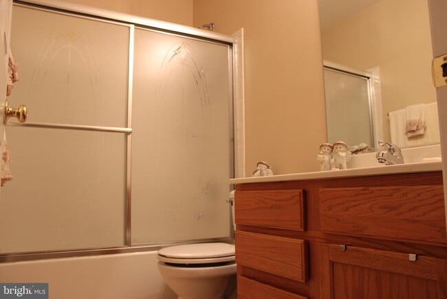 Building Photo - 14186 Hunters Run Way