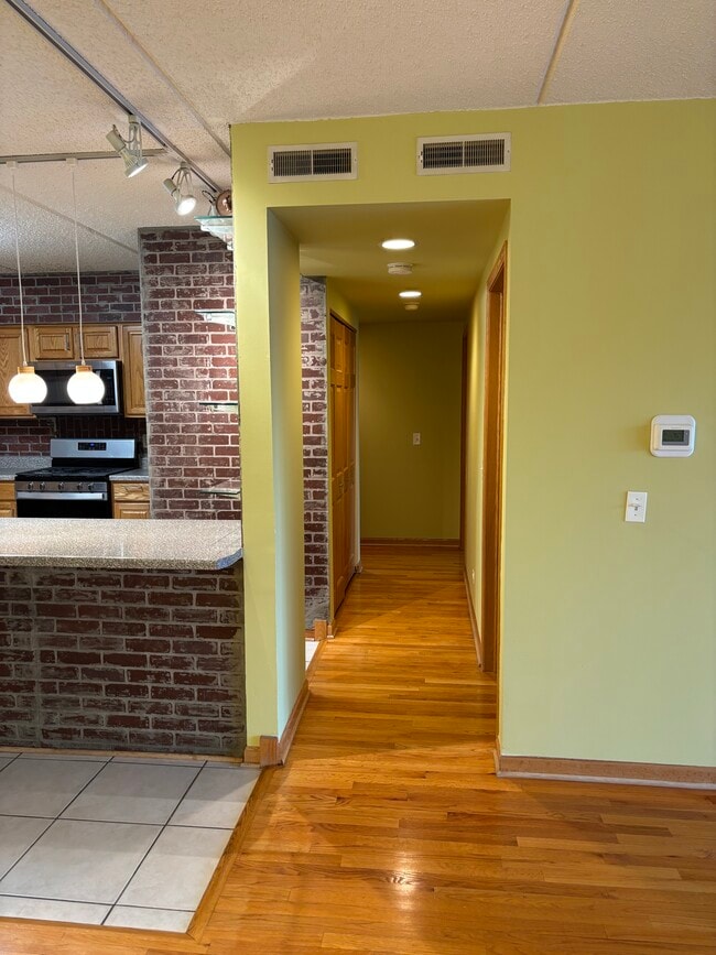 Foto del edificio - 2919 N Harlem Ave