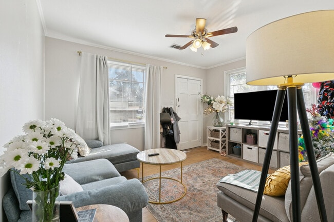 Photo - 453 Aurora Ave Townhome