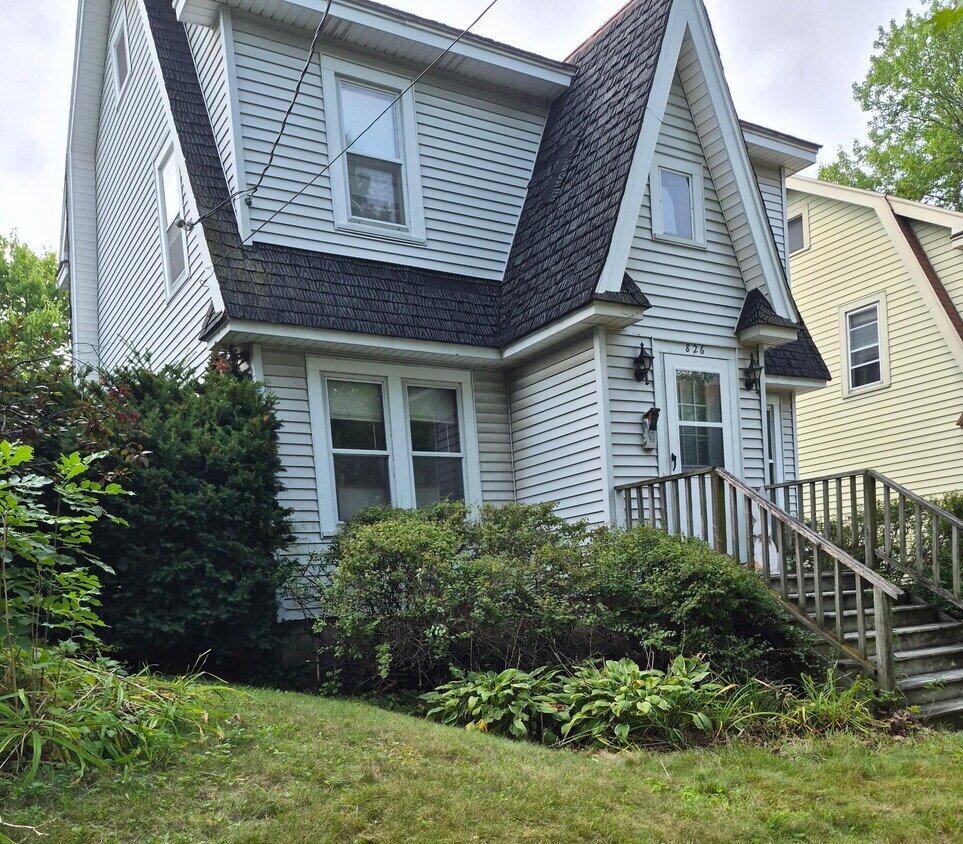 Foto del edificio - 826 S Brooks St