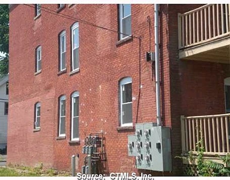 Building Photo - 410 Garden St