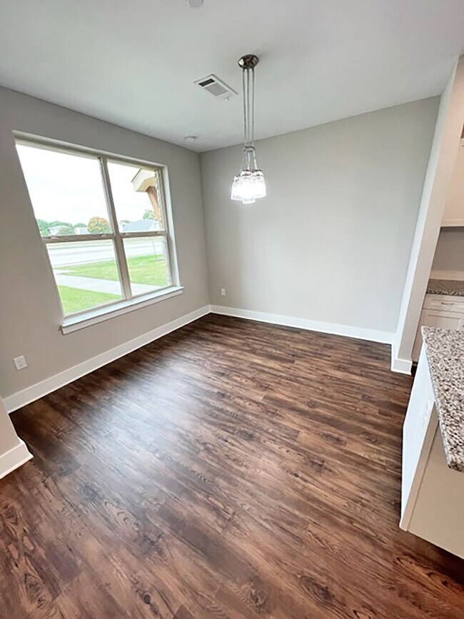 Foto del edificio - 3505 Aaron Pl