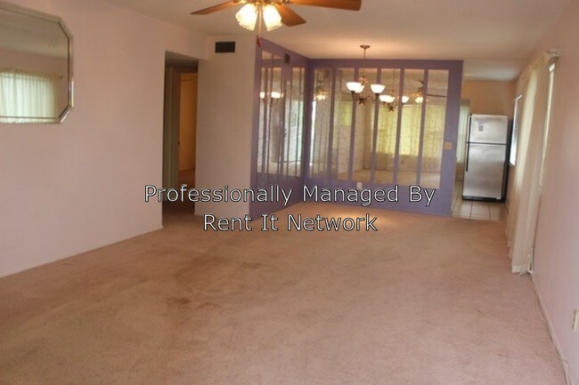 Building Photo - 2358 Ecuadorian Way