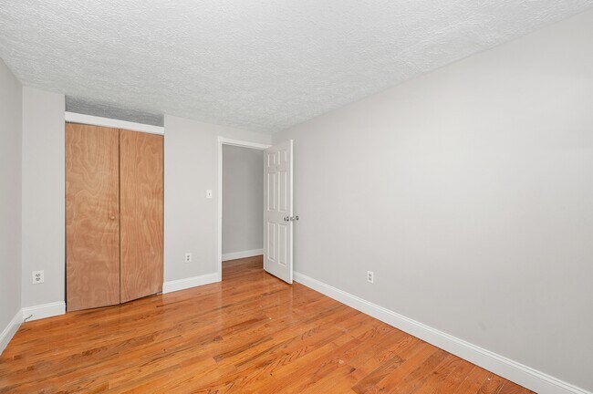 Foto del edificio - 11724 Rosearbor Ct