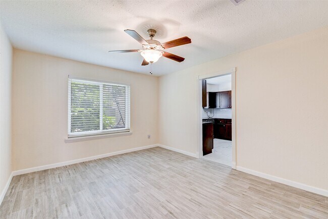 Foto del edificio - 10526 Huntington Way Dr