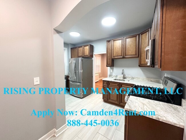 Building Photo - Newly Renovated 3 Bedroom 1.5 Bathroom semi-detached home in Parkside.  This home has refinished ...