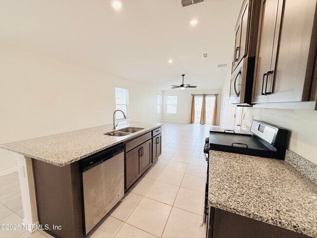 Foto del edificio - 86221 Mainline Rd