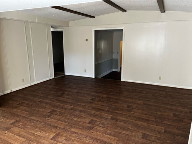 Building Photo - Cute 3Bedroom/2Bath Home in Lanier County