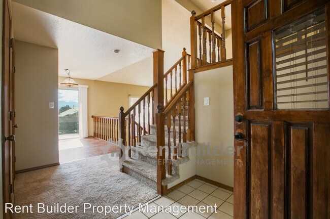 Building Photo - 5 br, 3 bath House - 10204 Silver Grade Ct...