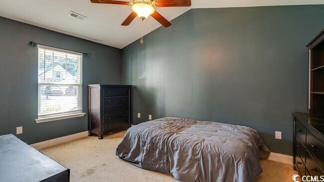 Foto del edificio - 229 Avery Dr