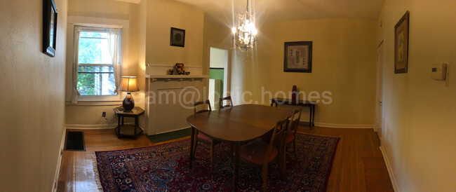 Dining room - 5918 Douglas St