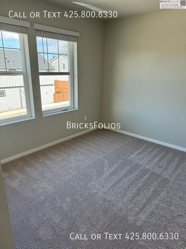 Building Photo - 1701 Moran Ave