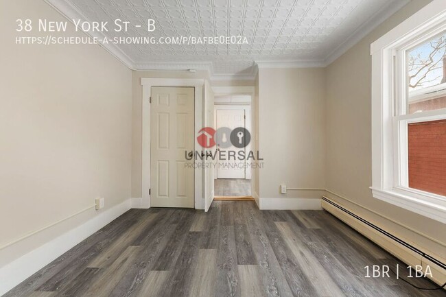 Building Photo - 38 New York St