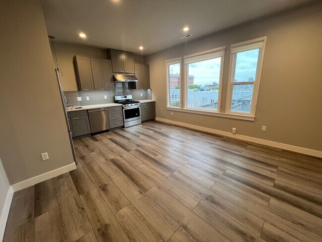 Building Photo - 1347jackson