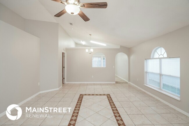 Foto del edificio - 7855 Harbor Bend Cir