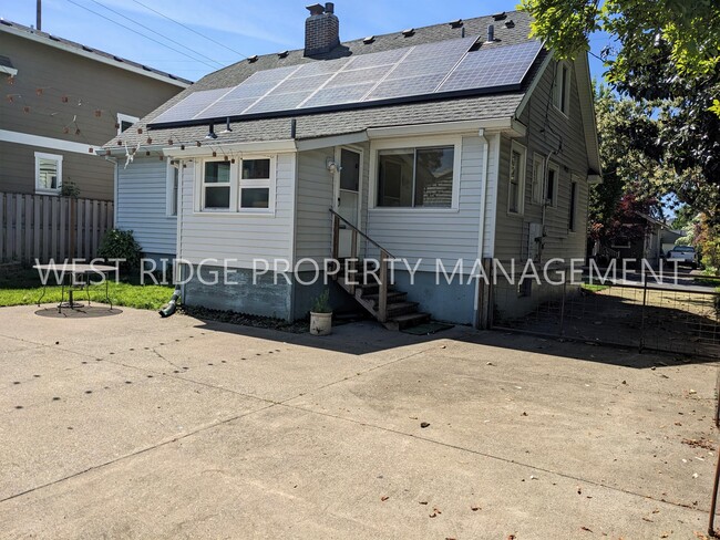 Building Photo - 9224 N Polk Ave