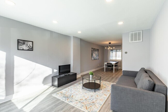 Foto del edificio - 1482 Bangor St SE