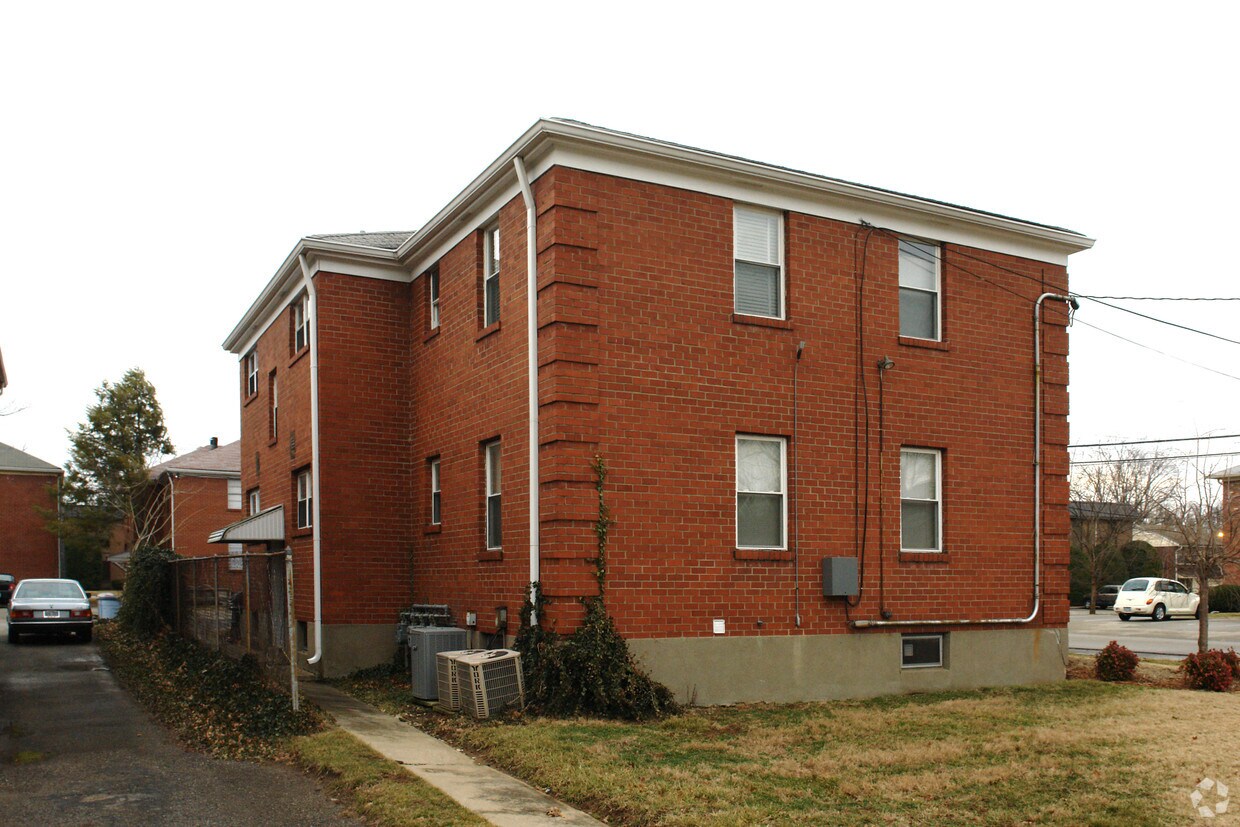 Foto del edificio - 3815 Nanz Ave