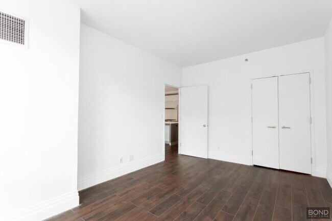 Building Photo - 1 bedroom in BROOKLYN NY 11211