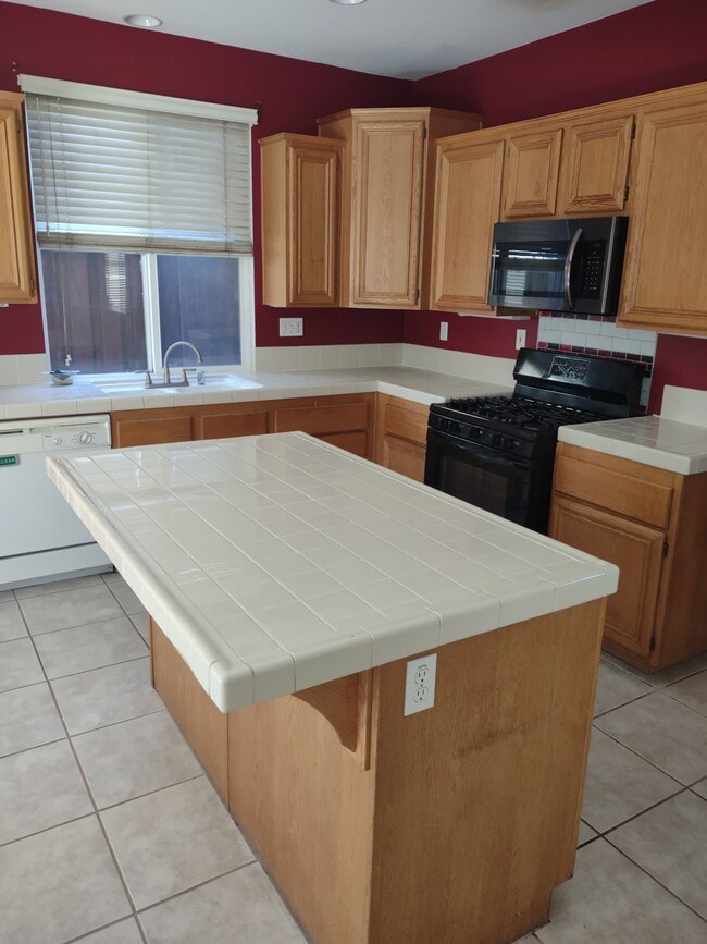 Foto del edificio - 40543 Chantemar Way