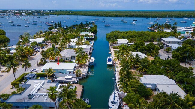 599 30th St Marathon FL 33050 - 599 30th St Marathon Fl Building Photo 