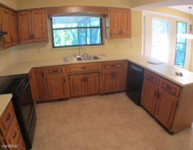 Building Photo - 2766 Pebbleridge Ct
