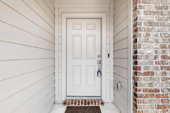 Building Photo - 107 Bear Oak St