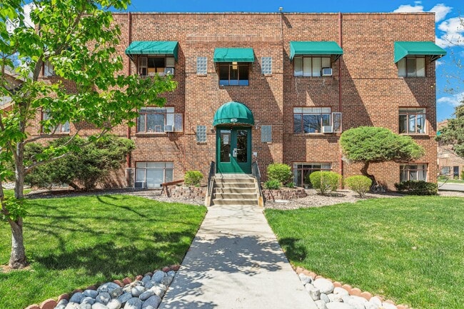 Building Photo - 475-501 Garfield