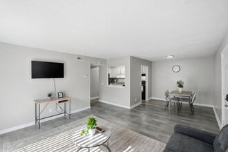Building Photo - 1302 Stone Mill Cove