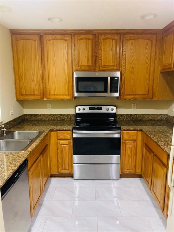 Foto del edificio - 5384 River Rock Rd